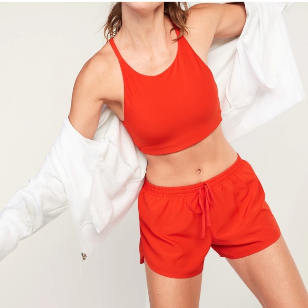 [SOLD] Red Athletic set (sports bra and bike shorts with side pockets)